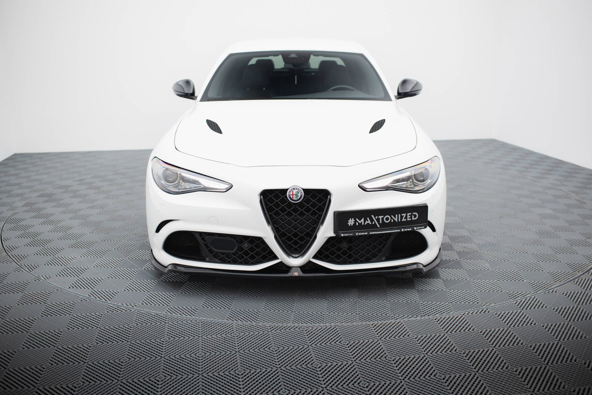 Front Split Alfa Romeo Giulia Quadrifoglio