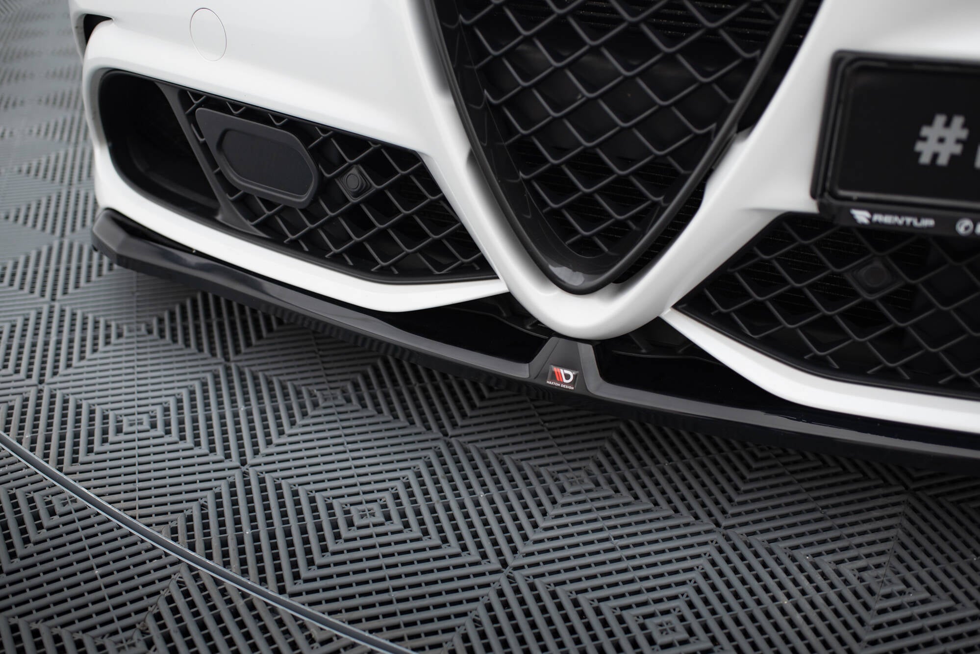 Front Split Alfa Romeo Giulia Quadrifoglio