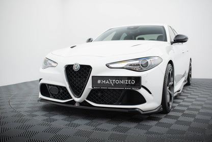 Front Splits Alfa Romeo Giulia Quadrifoglio