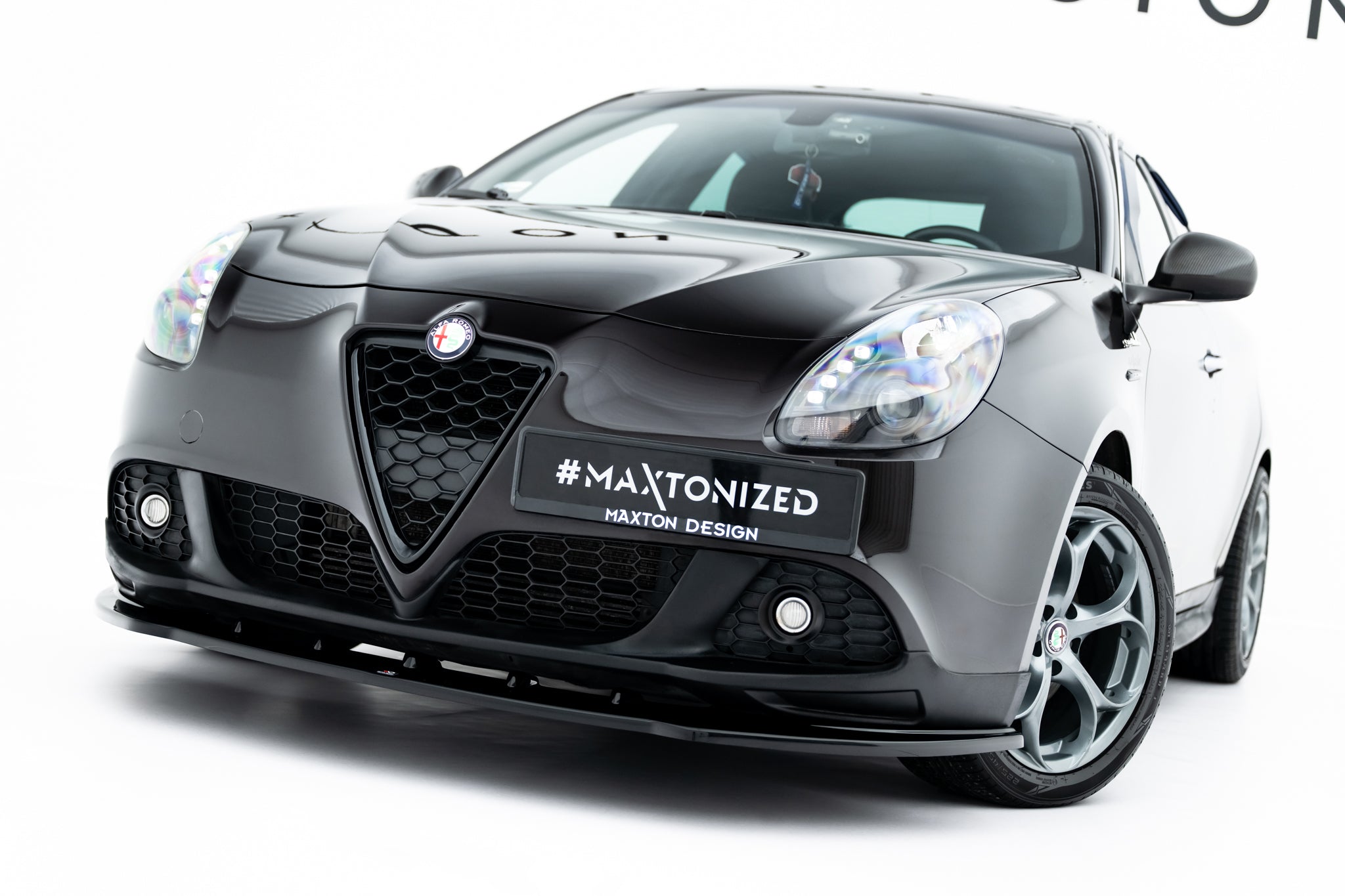 Etujakaja alfa romeo giulietta zender
