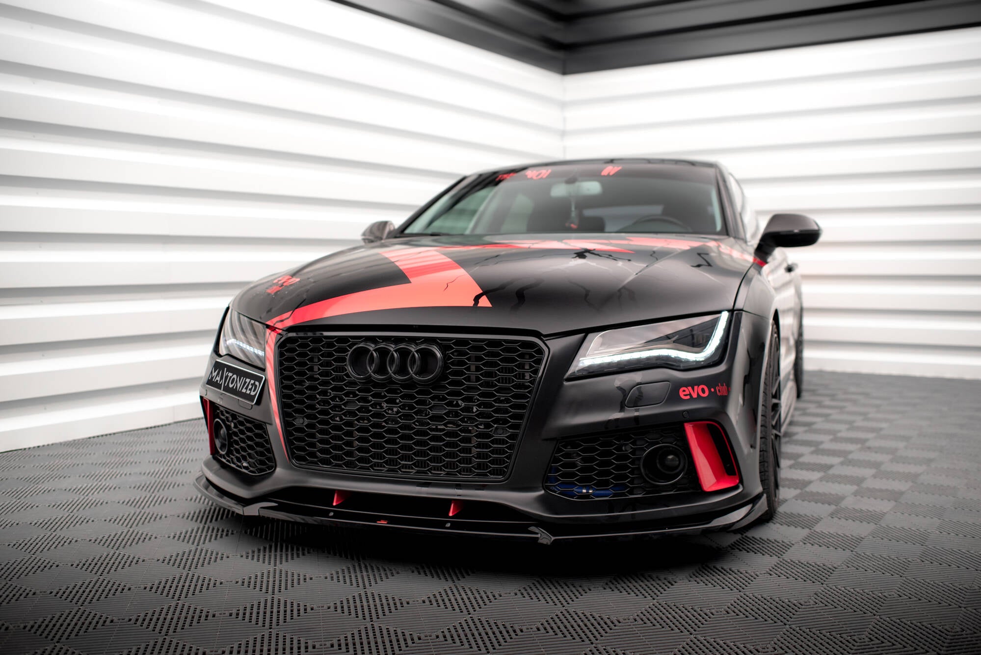 Front halkaisee Audi A7 RS7 Look C7