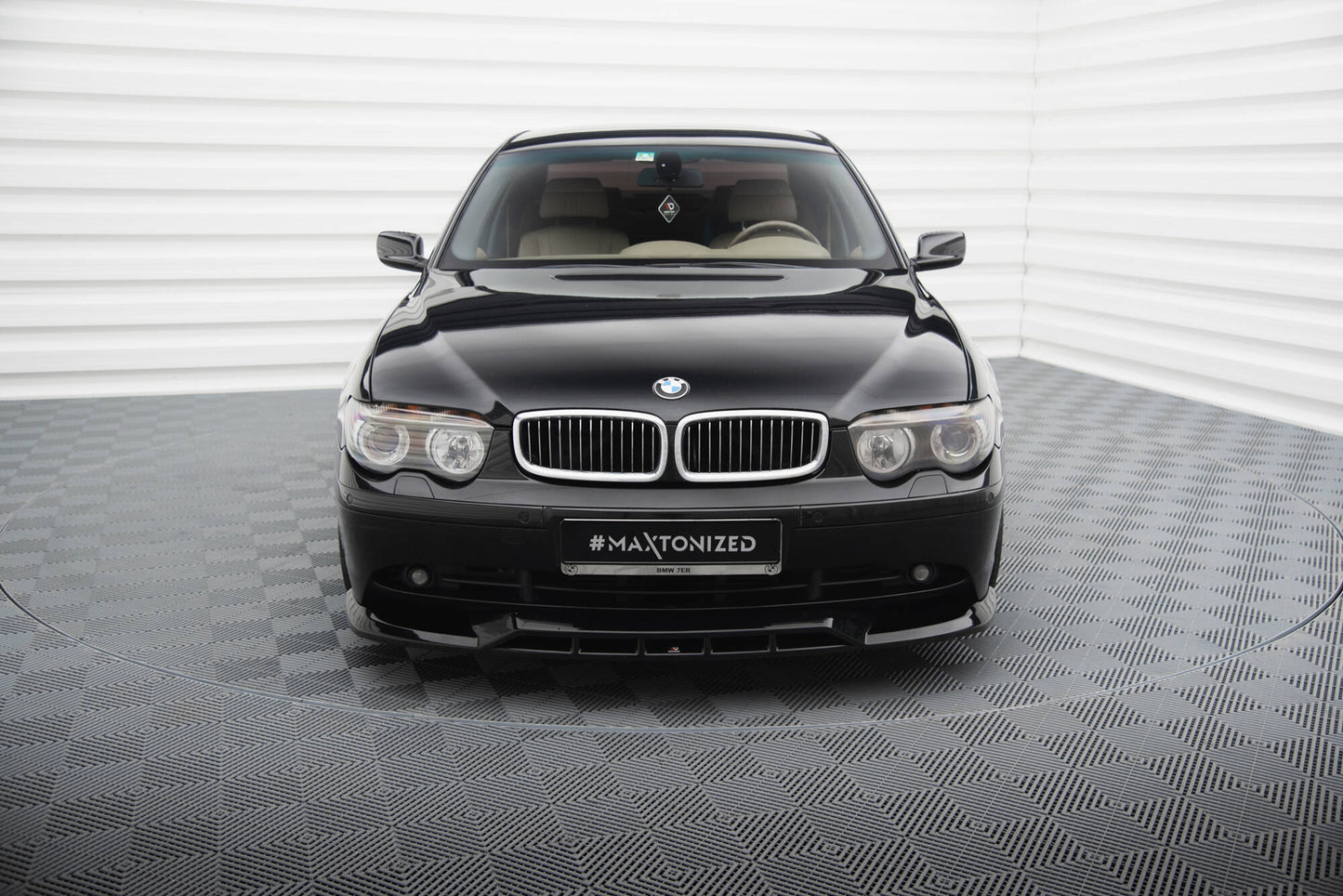 Front halkeaa BMW 7 E65