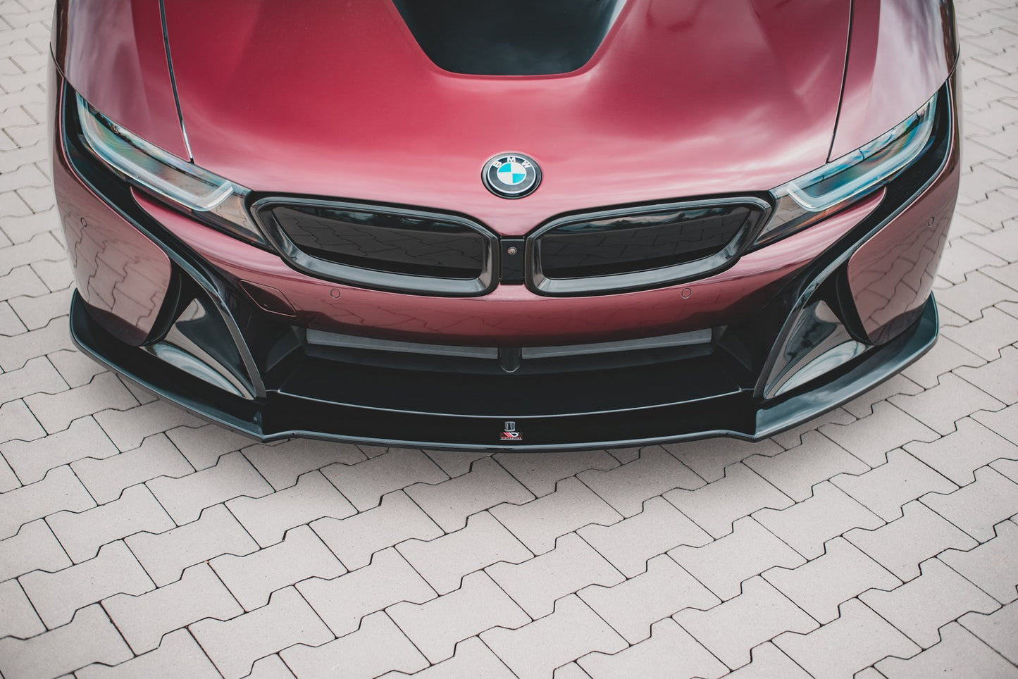 Front splits BMW i8
