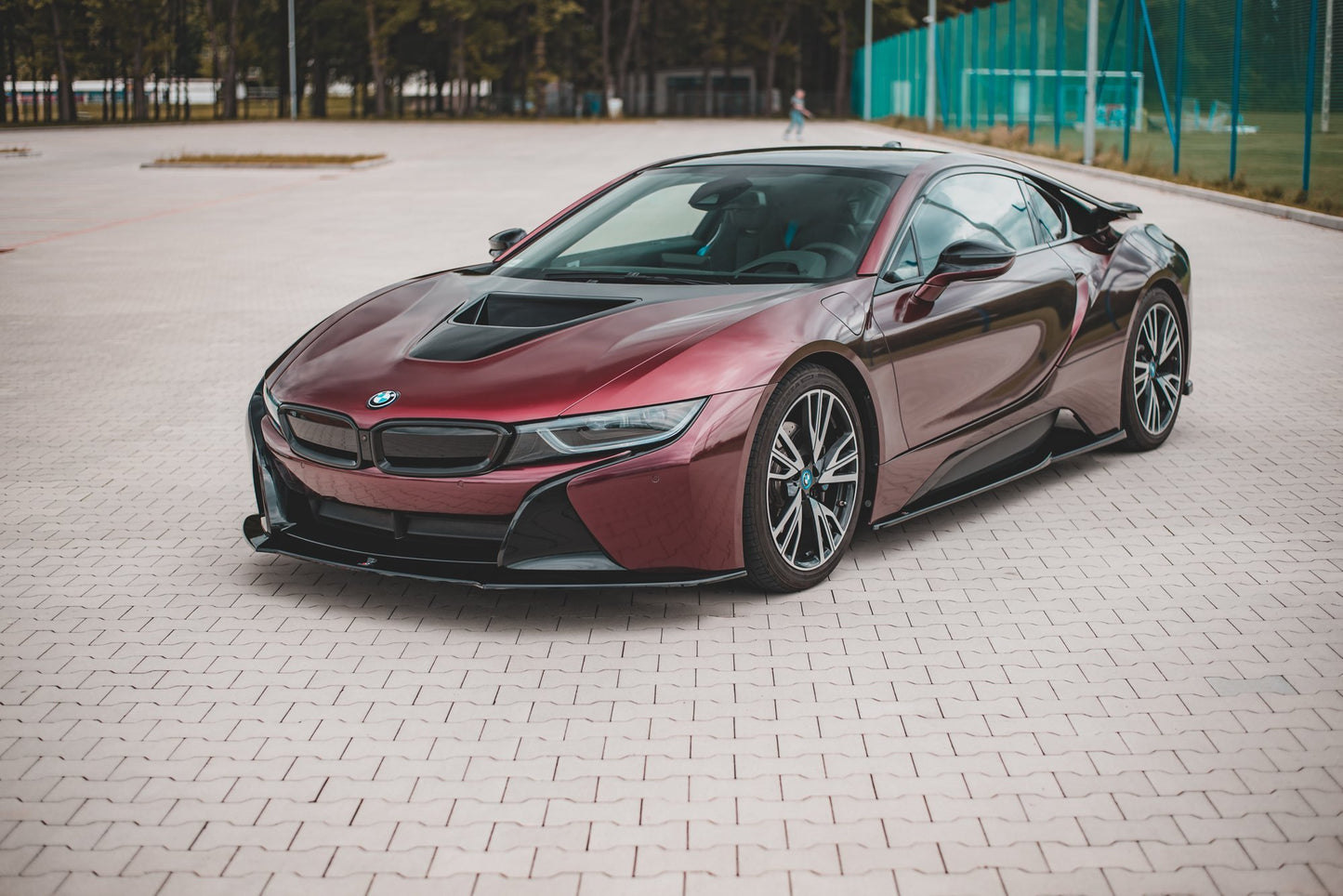 Front splits BMW i8