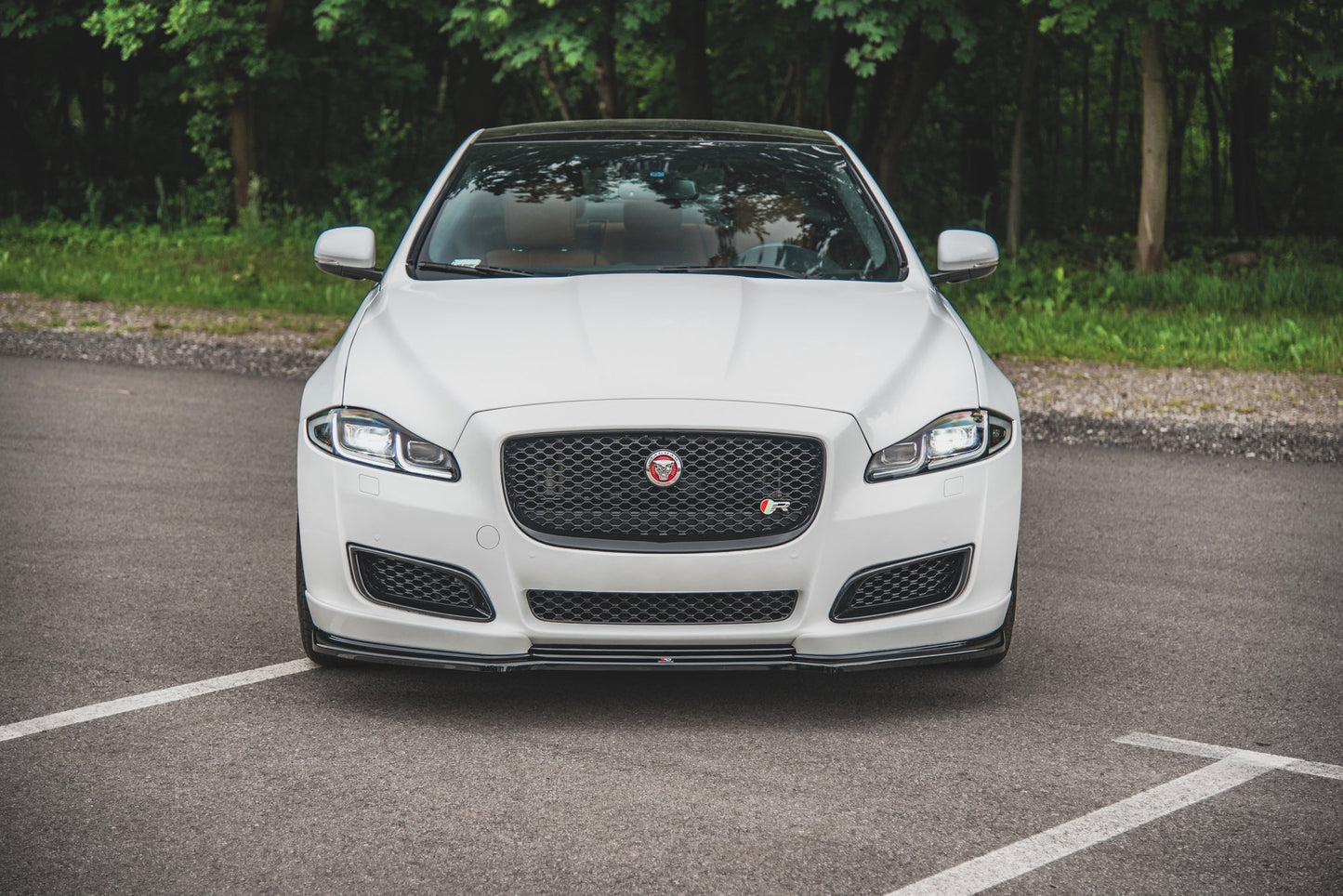 Front Split Jaguar XJ R-Sports X351 Facelift