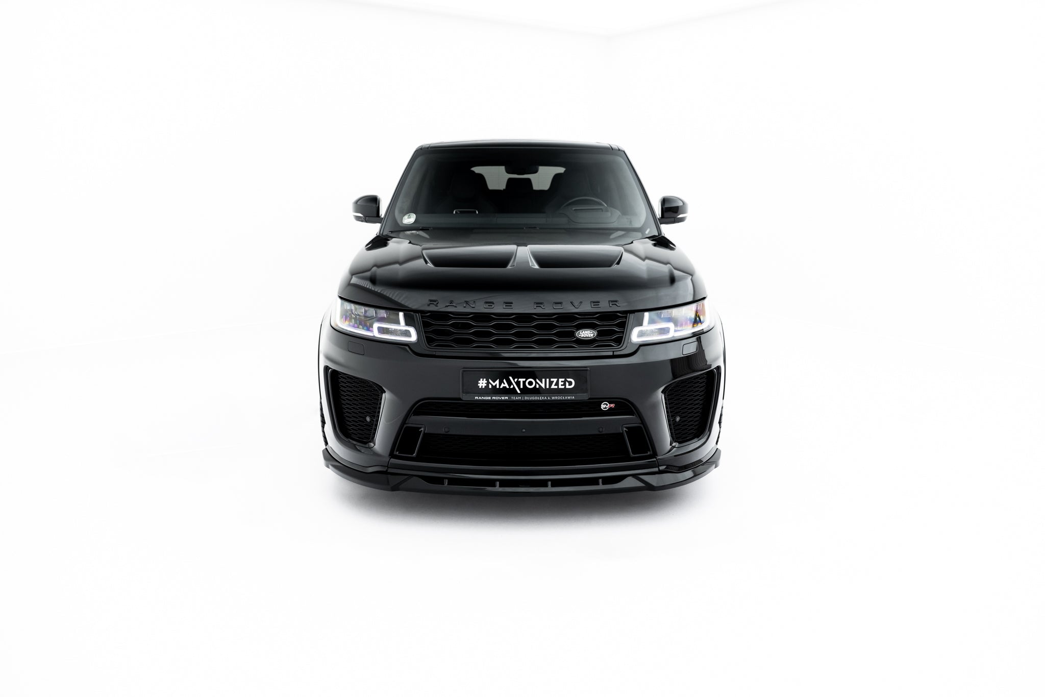 Land Rover Range Rover SVR mk2:n etusplitteri, facelift