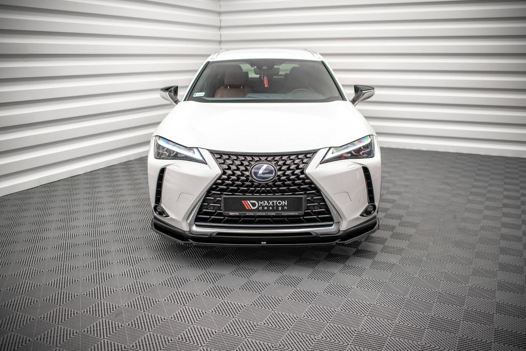 Front halkaisee Lexus UX MK1