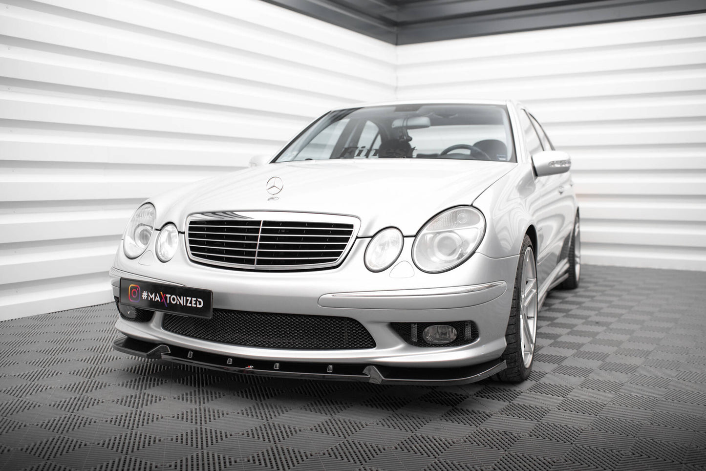 Front splitter mercedes-benz e 55 amg w211
