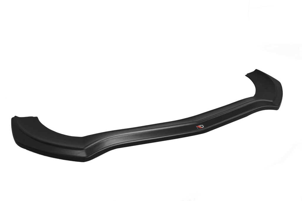Front Splits Mercedes-Benz GLA 45 AMG