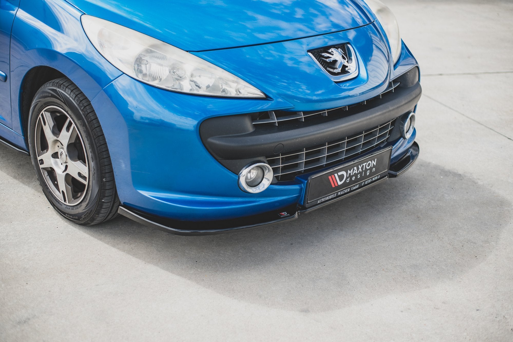 Etujakaja Peugeot 207 Sport