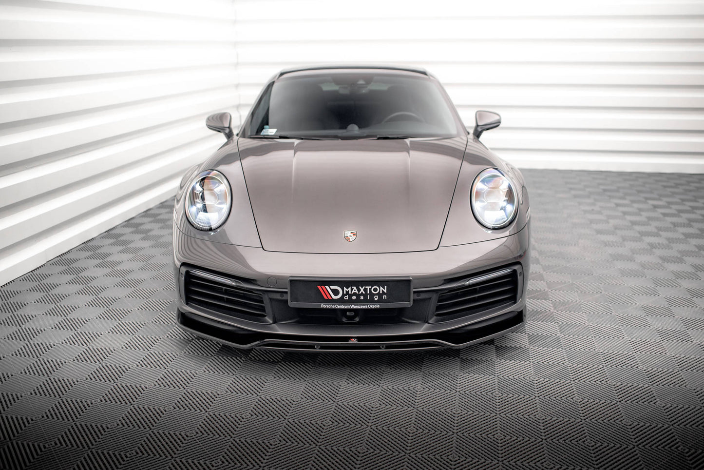 Front Split Porsche 911 Carrera 4S 992