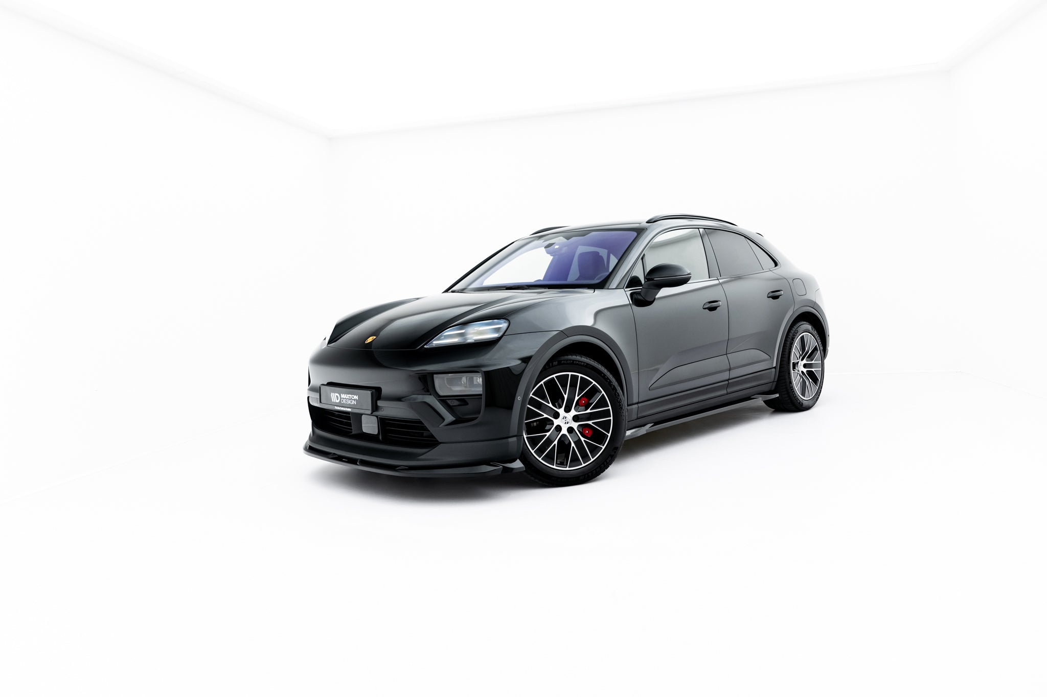 Porsche Macan EV mk1:n etusplitteri