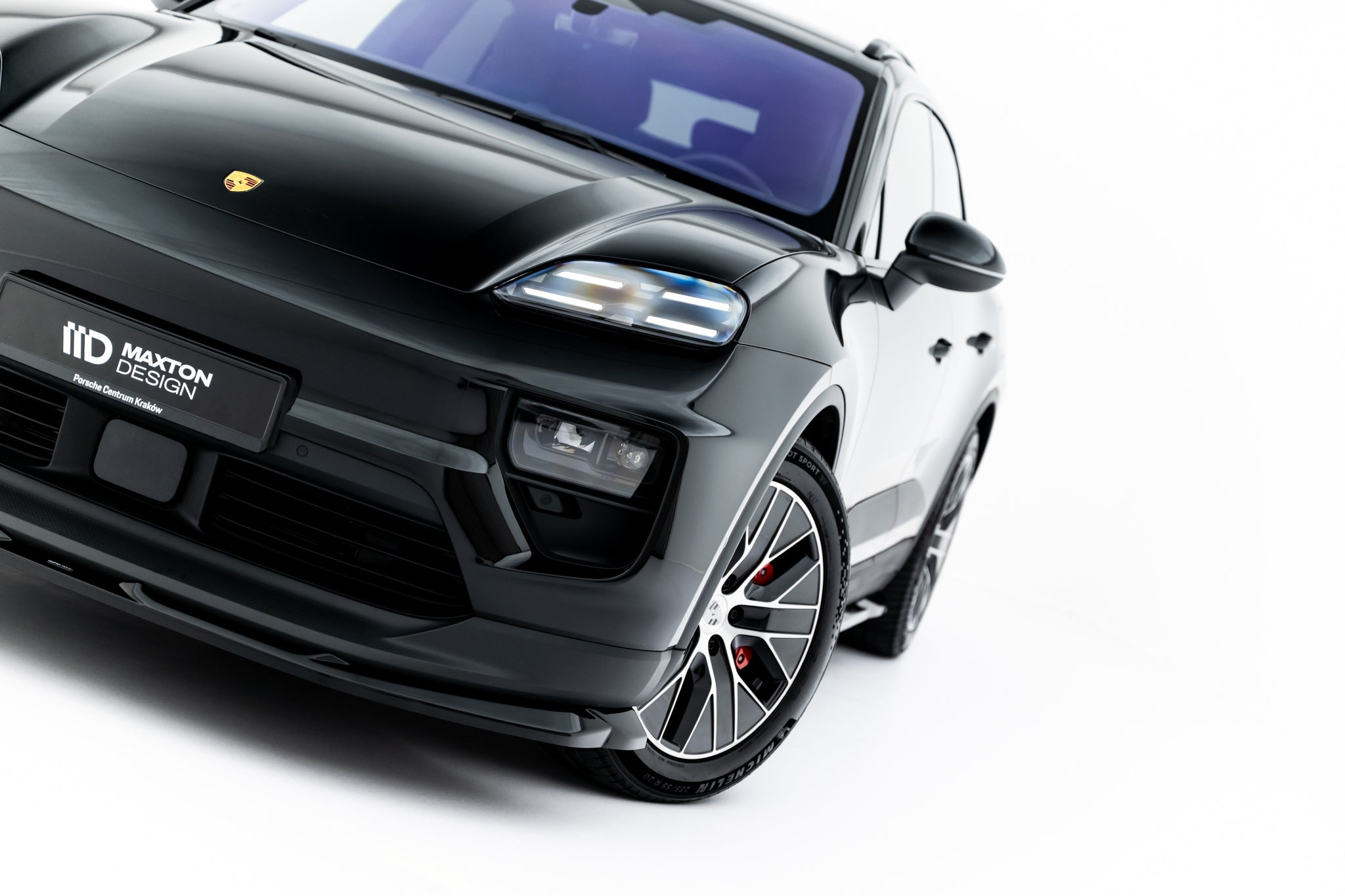 Porsche Macan EV mk1:n etusplitteri