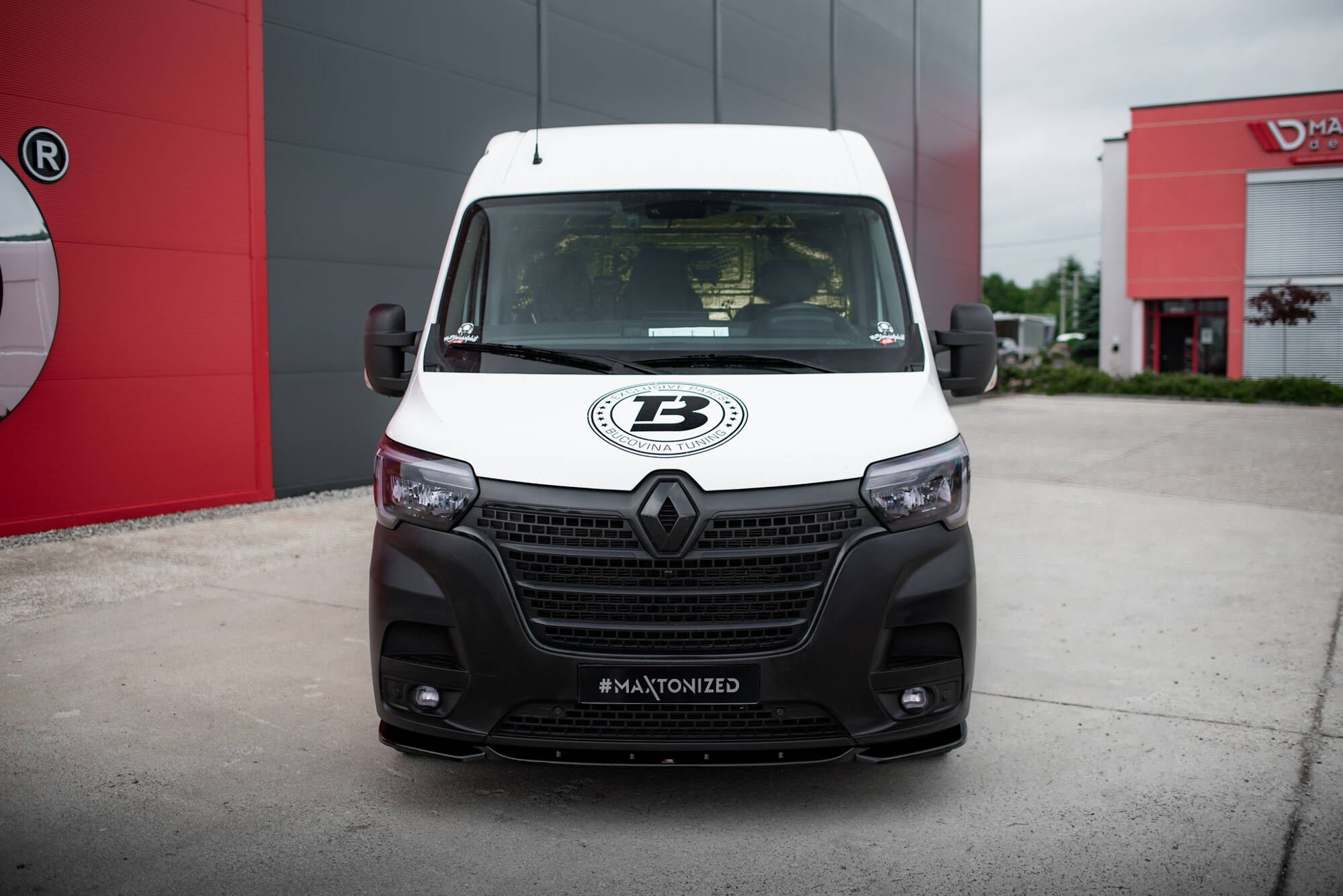Front halkaisee Renault Master Mk3 Facelift