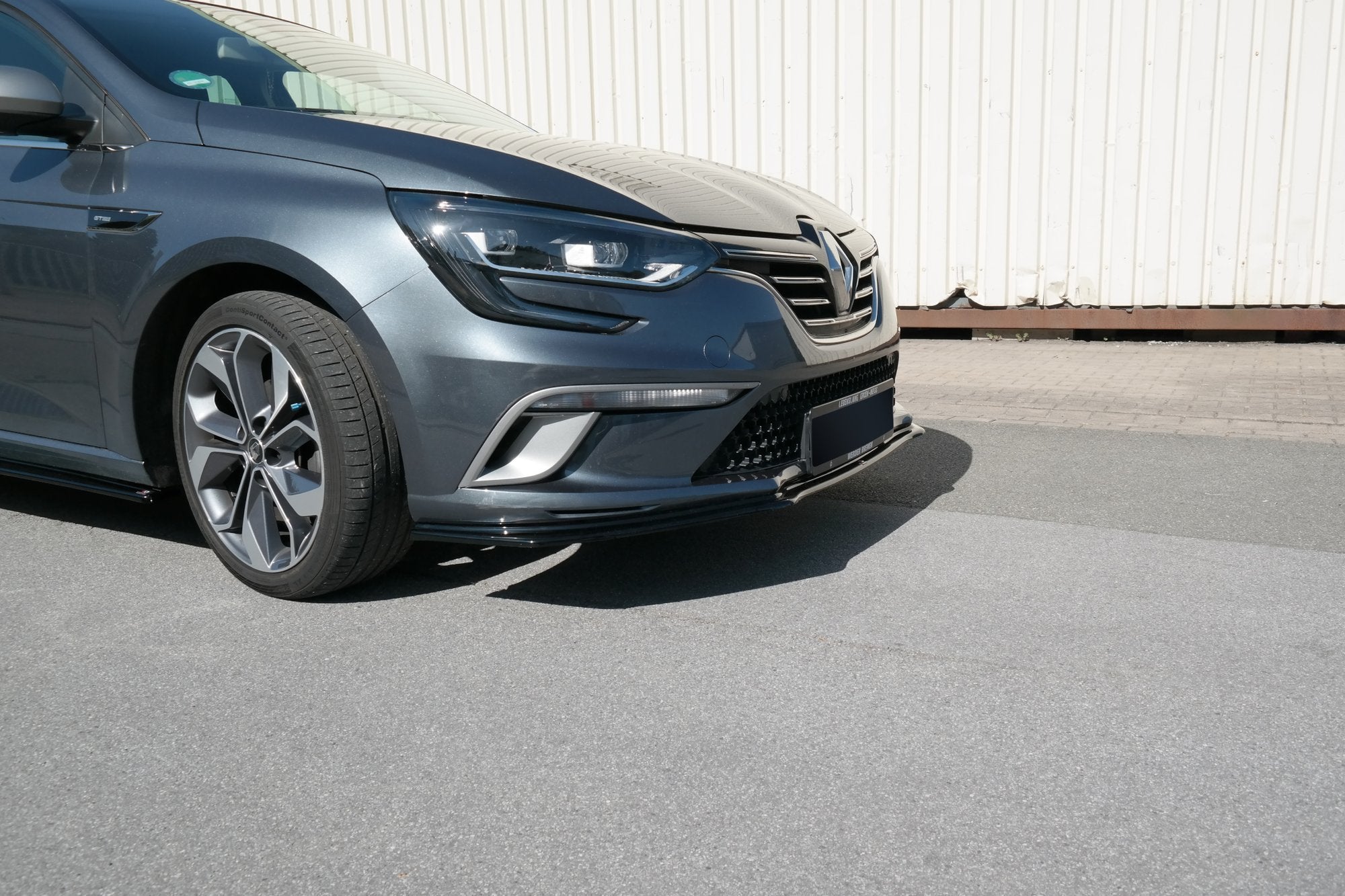 Front halkaisee Renault Megane Mk.4 GT-Line