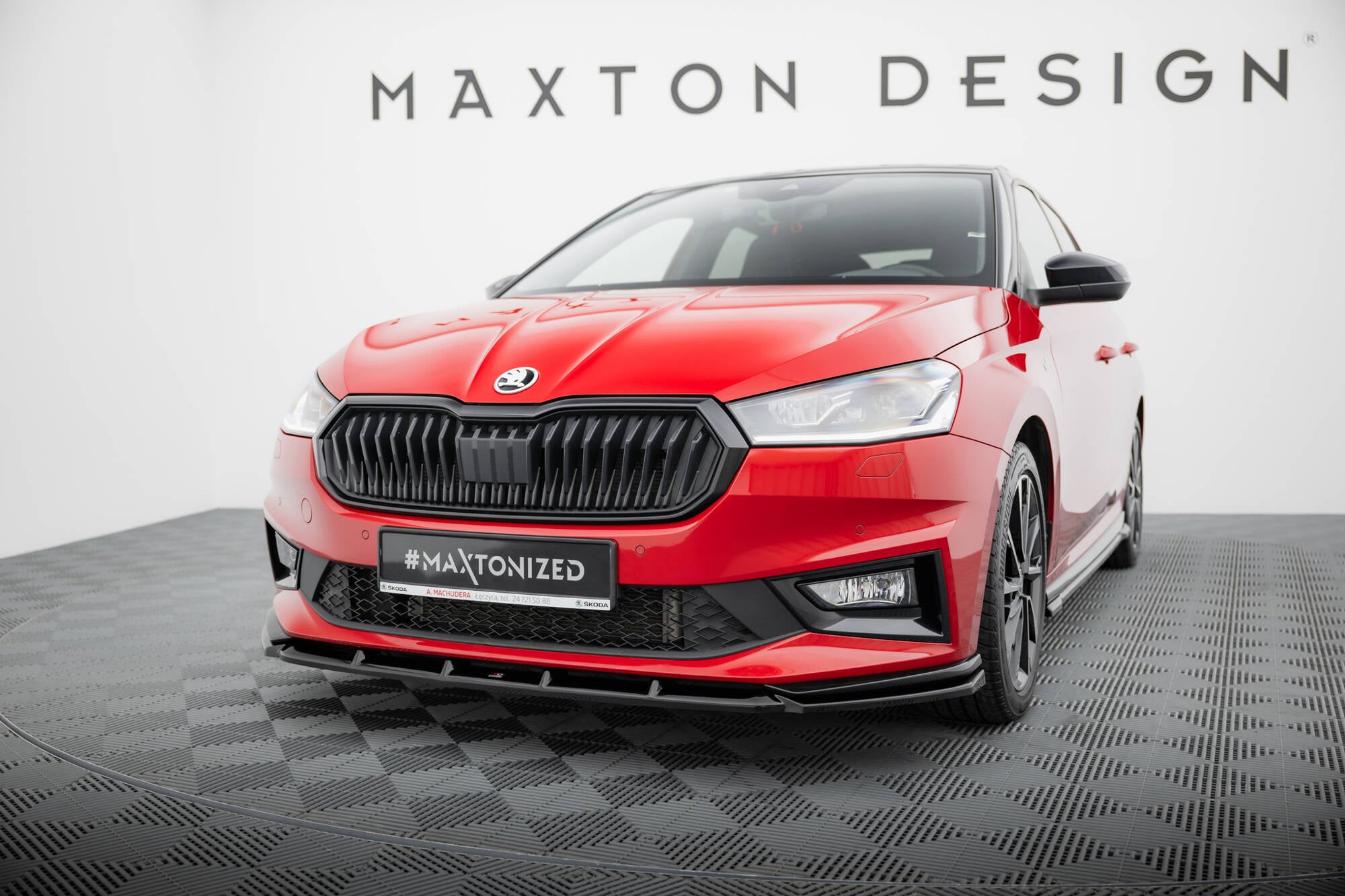 Front halkaisee Skoda Fabia Monte Carlo Mk4