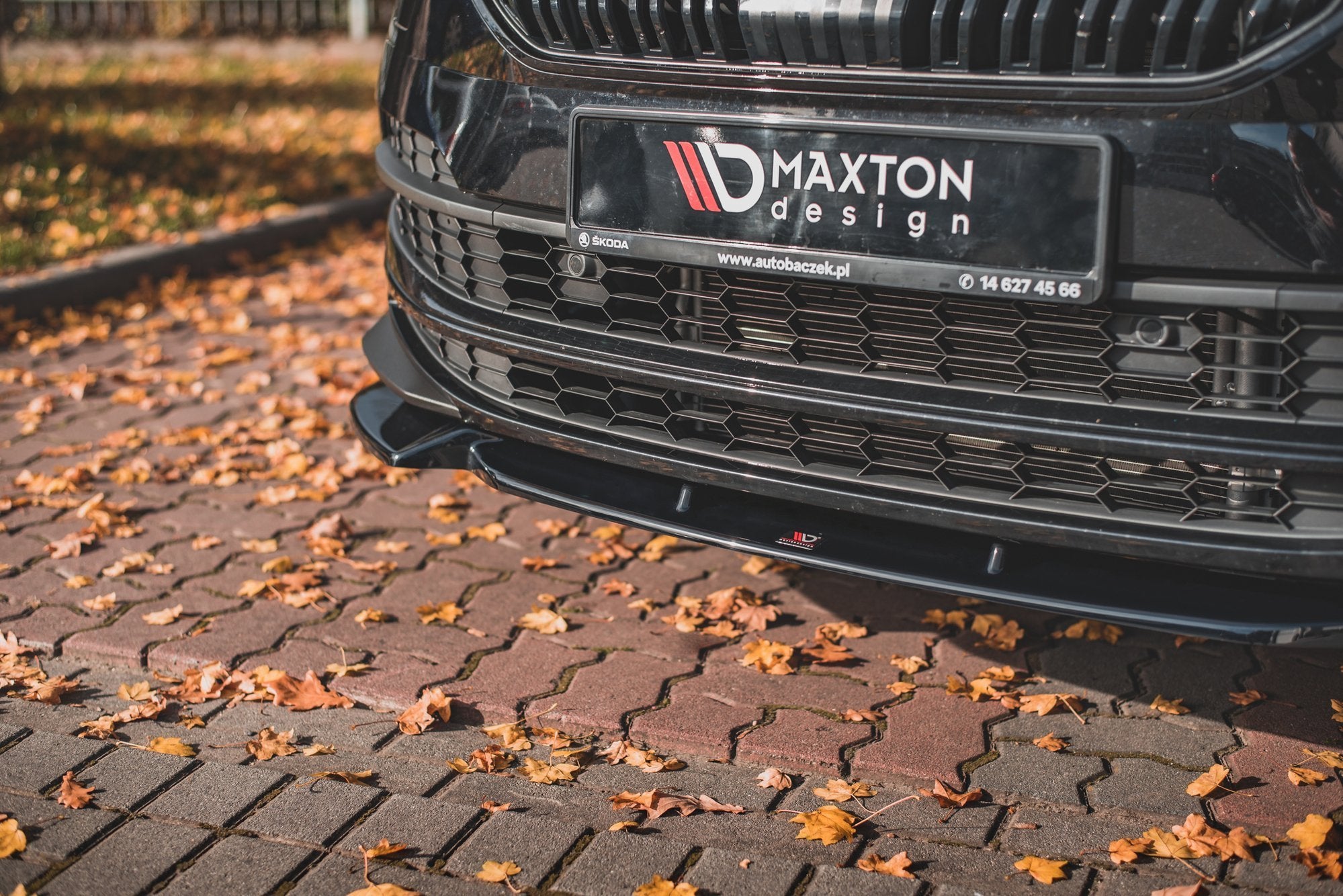 Etujakaja Skoda Karoq Sportline