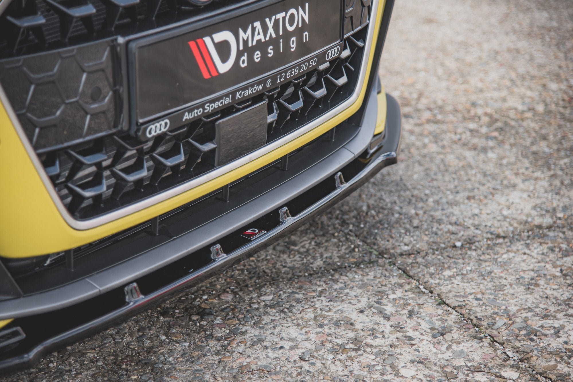 Front splitter v.1 audi a1 s-line gb