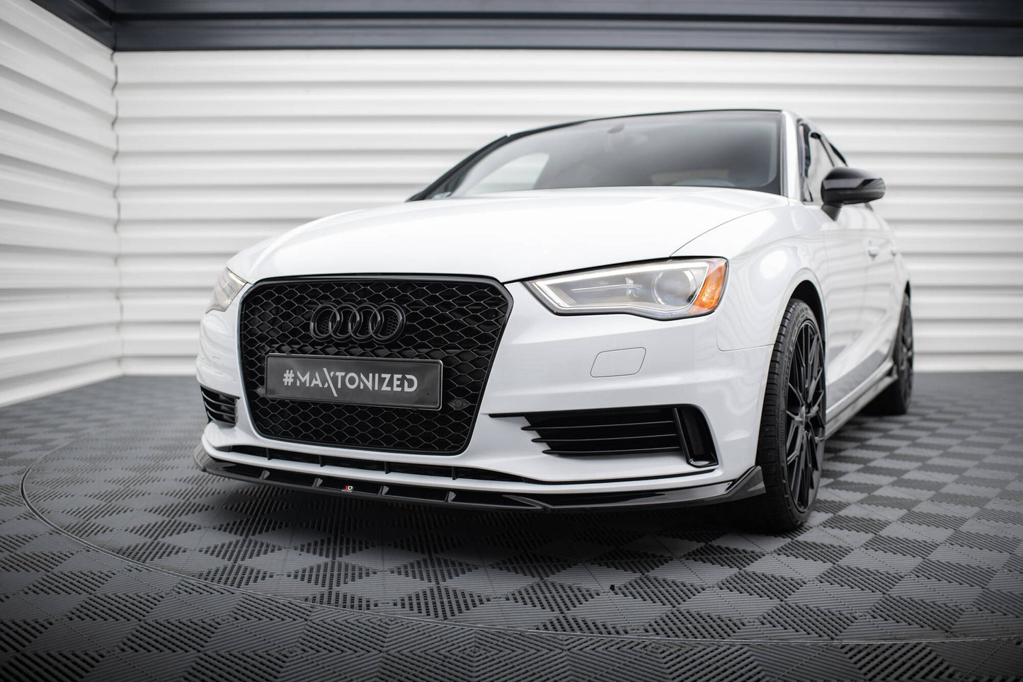 Front splitter v.1 audi a3 sedan 8v