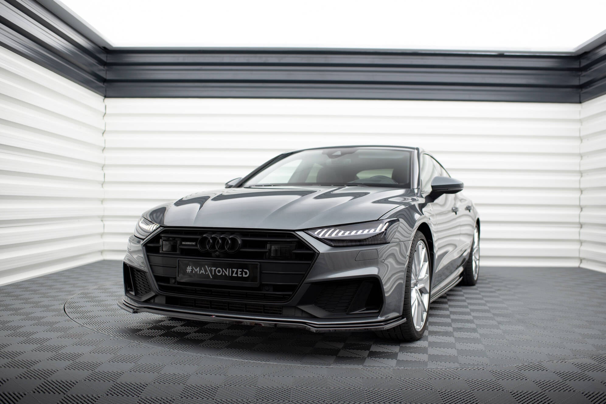 Front splitter v.1 audi a7 s-line c8 / s7 c8 / c8 facelift / s7 facelift