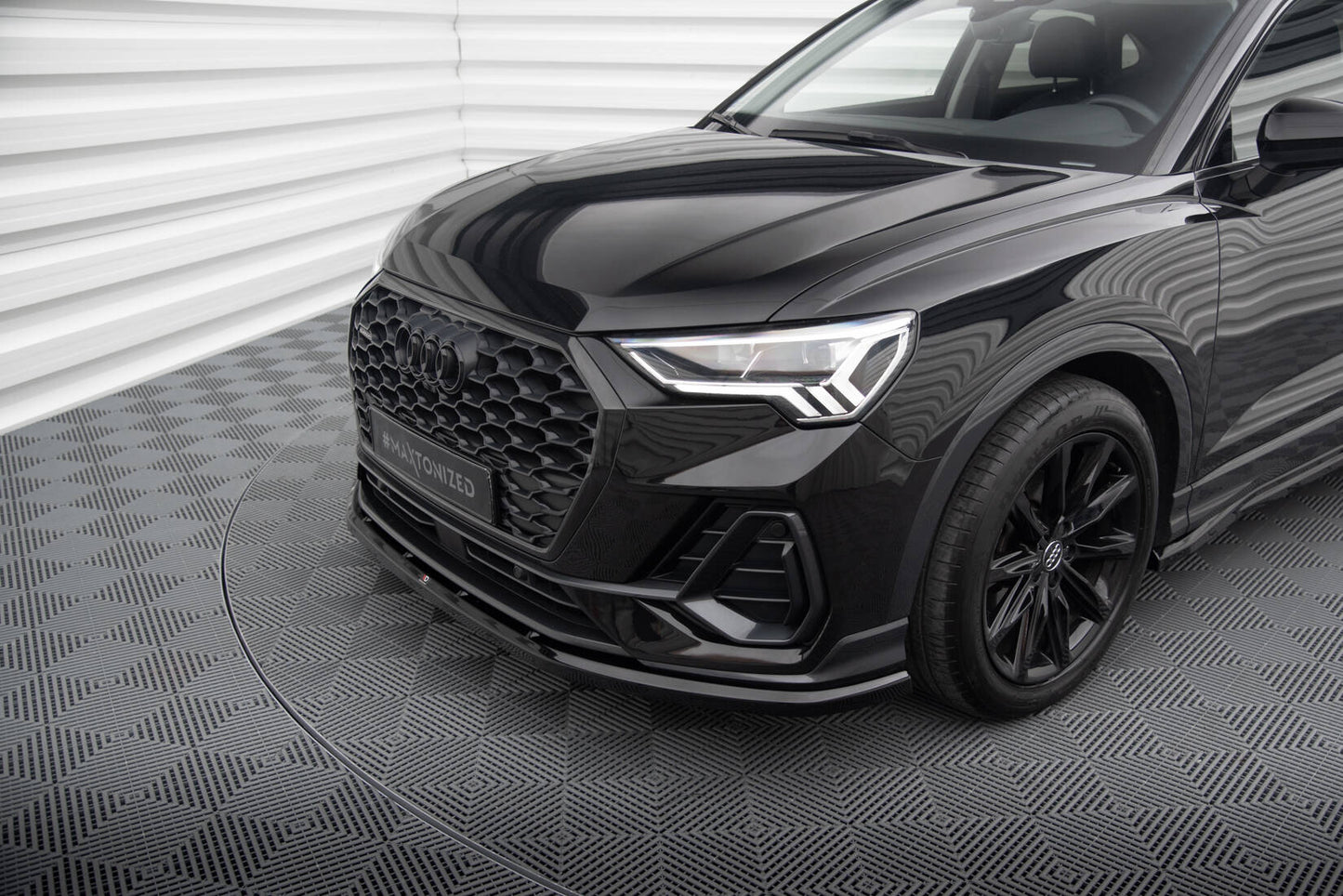 Front splitter v.1 audi q3 sportback f3