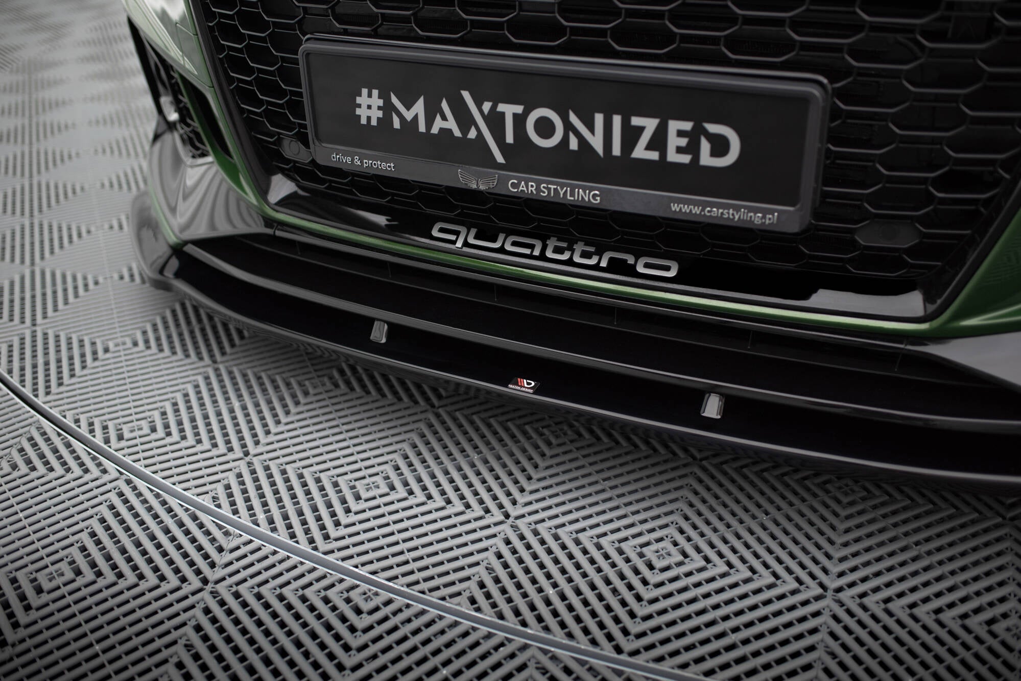 Front splitter v.1 audi rs4 b9