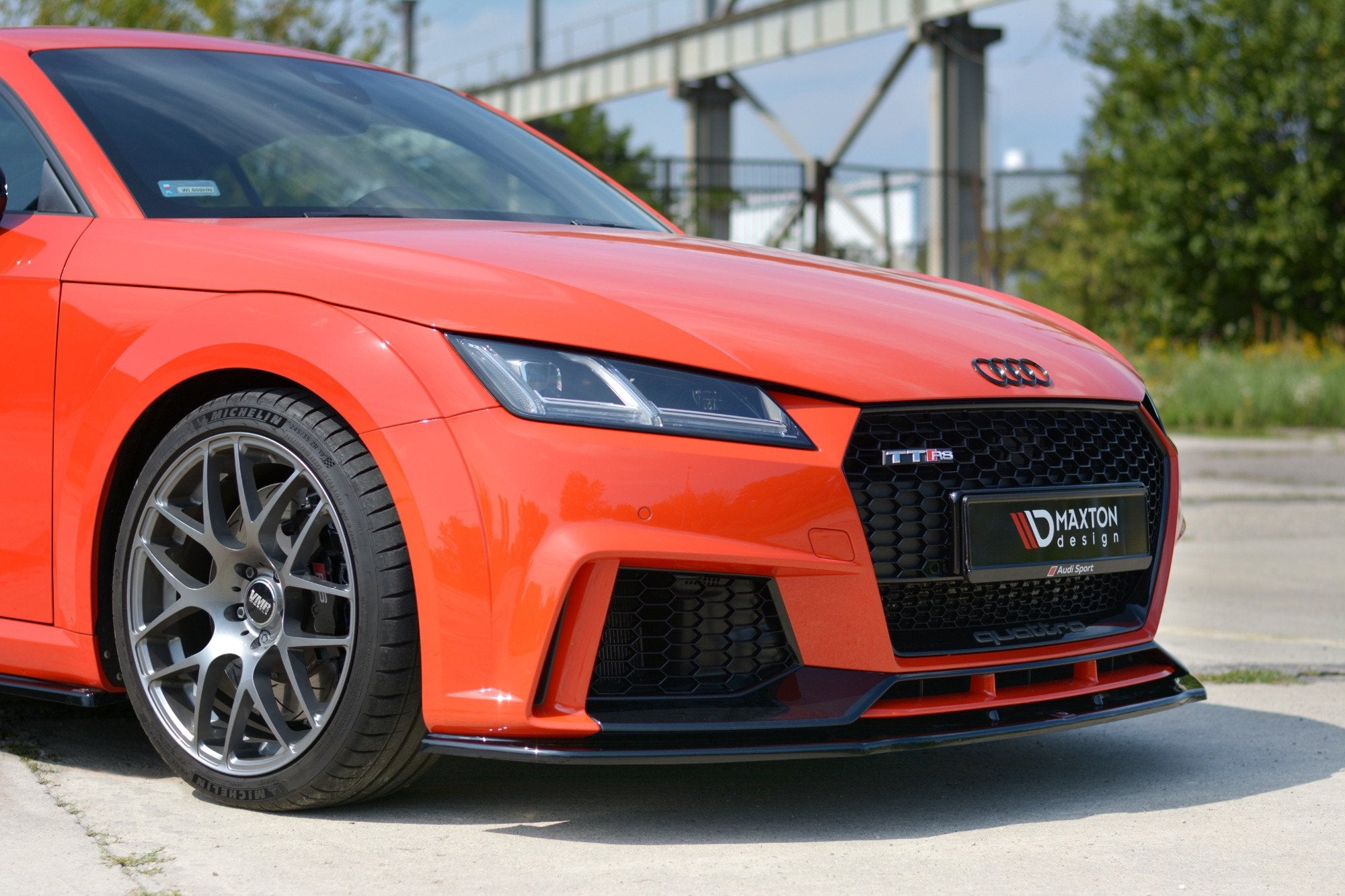 Front splitter v.1 audi tt rs 8s