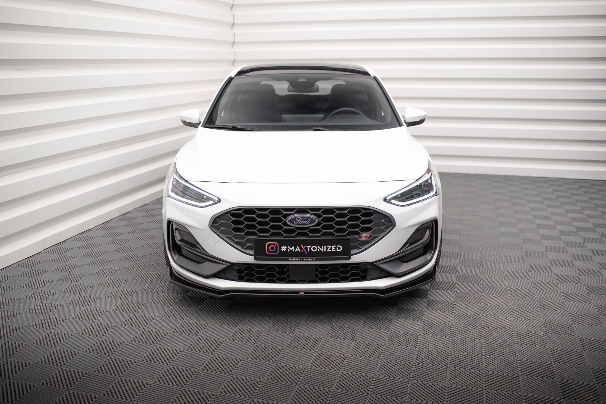 Front Shariter v.1 Ford Focus ST / ST-Line MK4 FaceLift