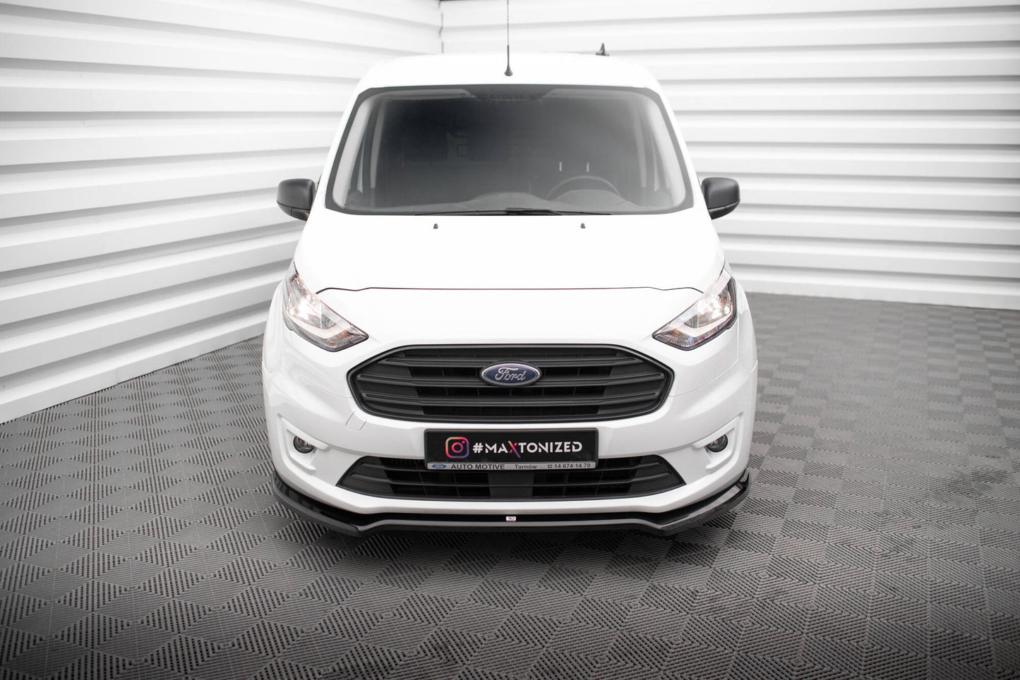 Front splitter v.1 ford transit connect mk2 facelift