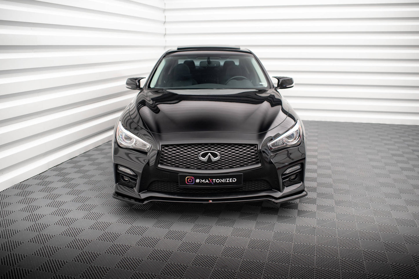 Front Splits v.1 Infiniti Q50 S MK1