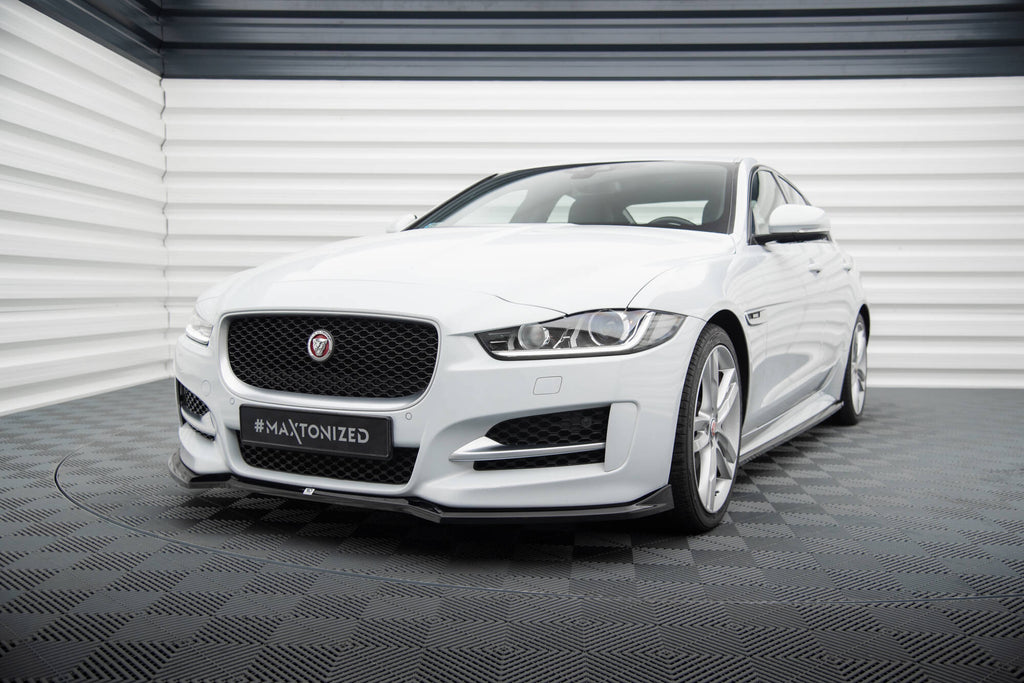 Front Splits v.1 Jaguar XE R-Sports X760
