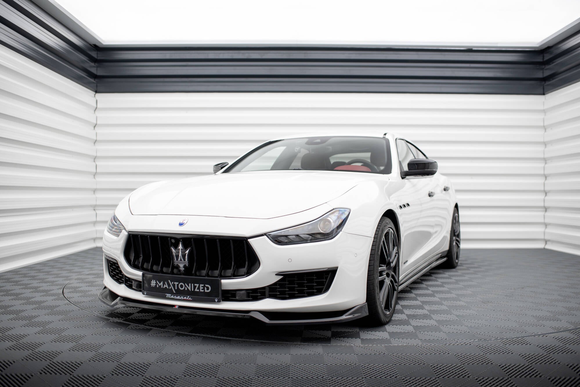 Front Shkters V.1 Maserati Ghibli Mk3 FaceLift