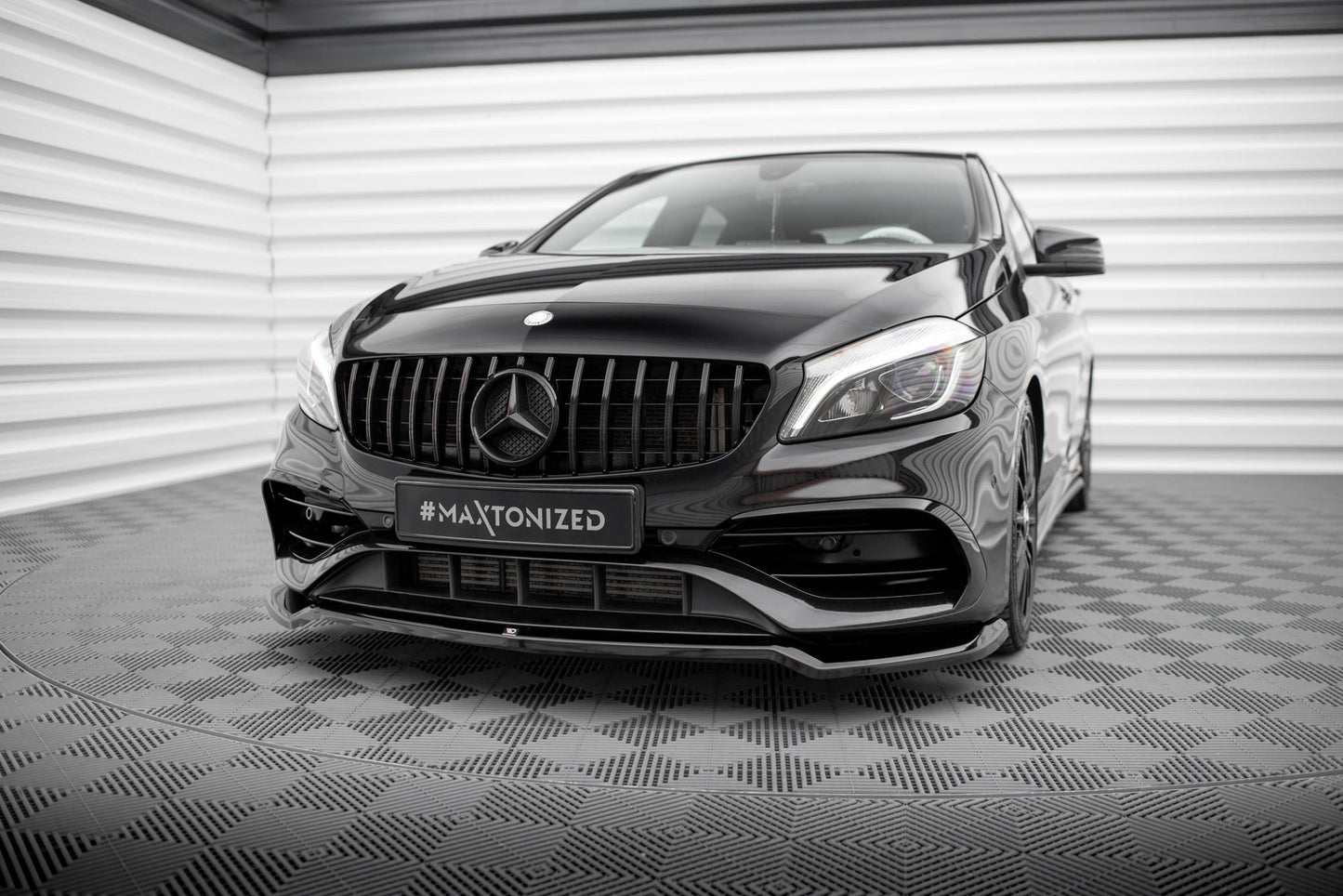 Front splitter v.1 mercedes-benz a amg-line w176 facelift