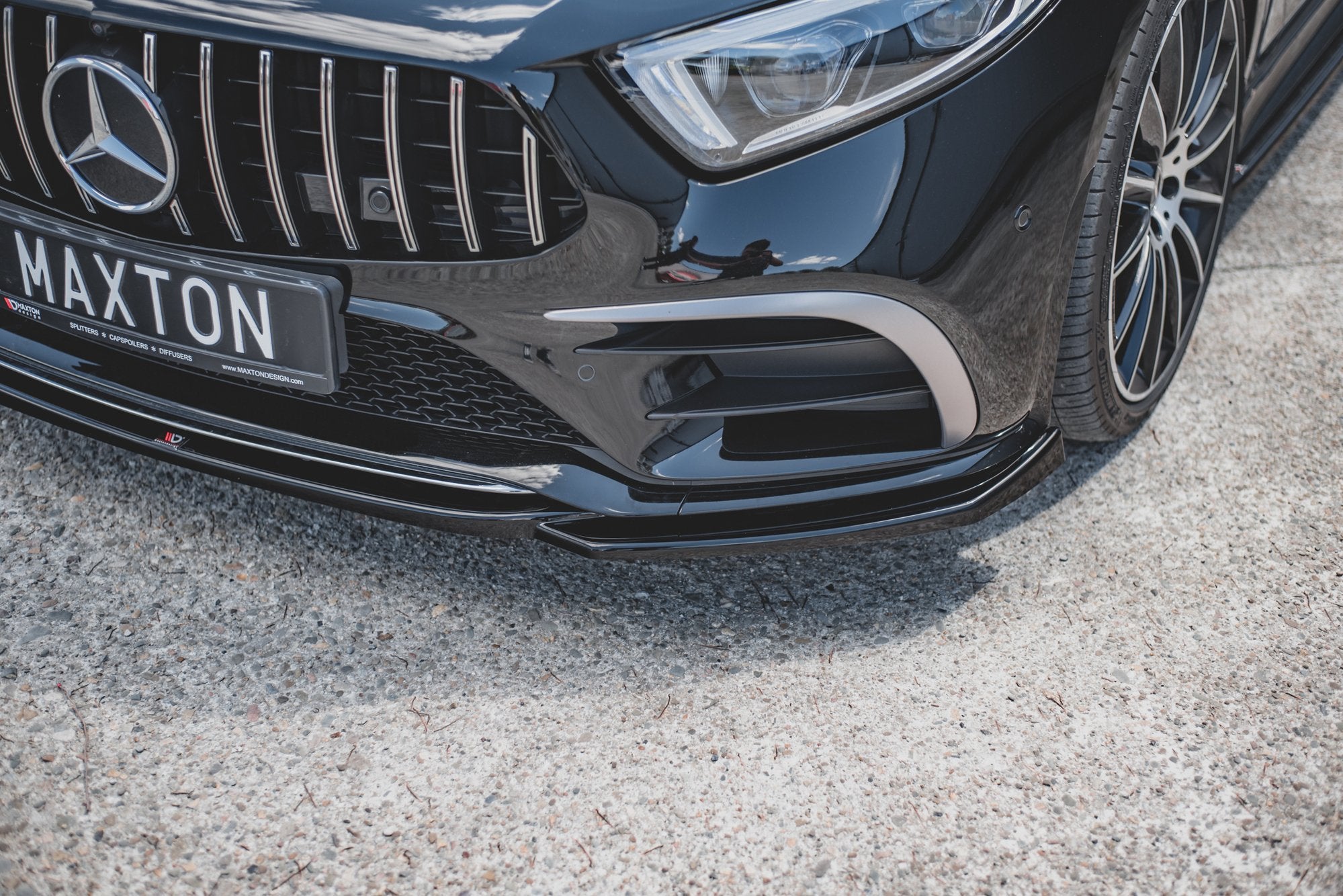 Front splitter v.1 mercedes-benz cls amg-line / 53amg c257