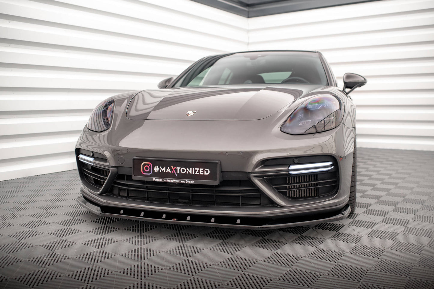 Front splitter v.1 porsche panamera turbo s e-hybrid