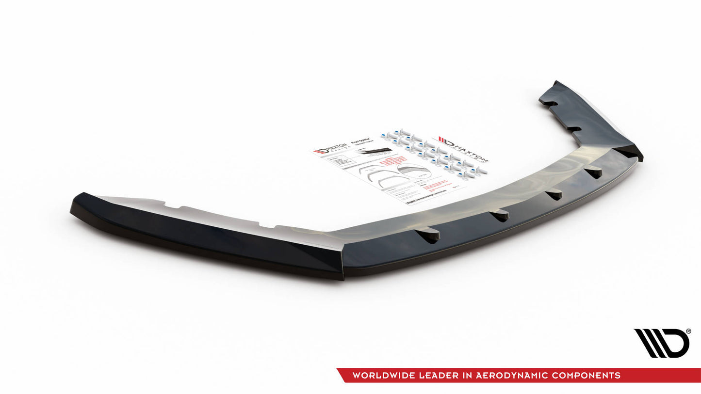 Etuosa jakautuu v.1 istuin Leon Mk3