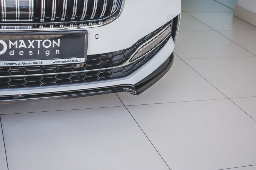 Front splitter v.1 skoda superb liftback / combi mk3 facelift