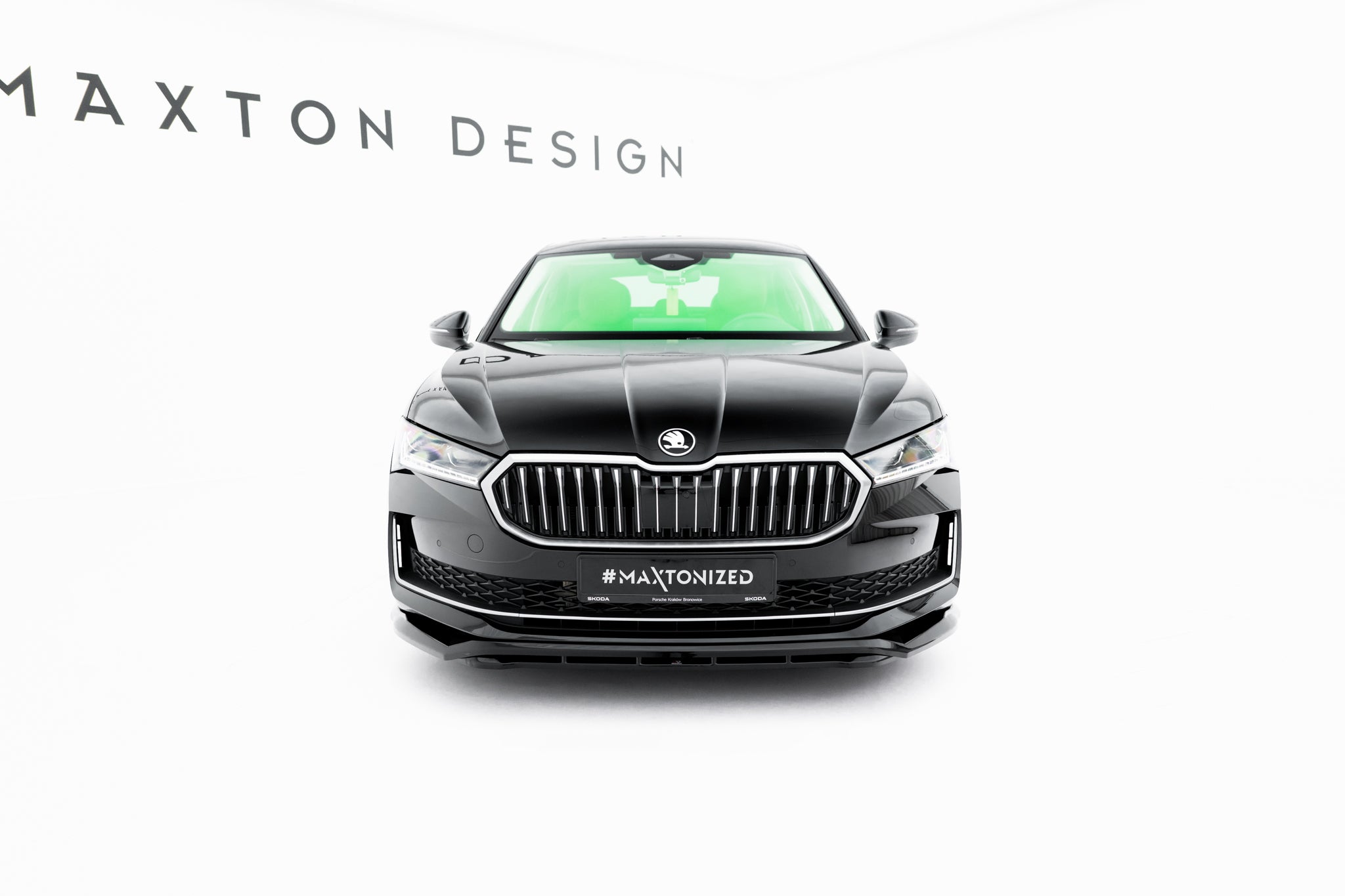 Etujakaja v.1 skoda superb mk4