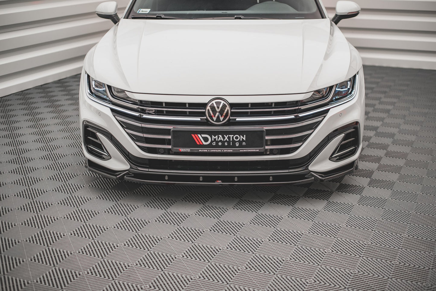 Front splitter v.1 volkswagen arteon r-line facelift