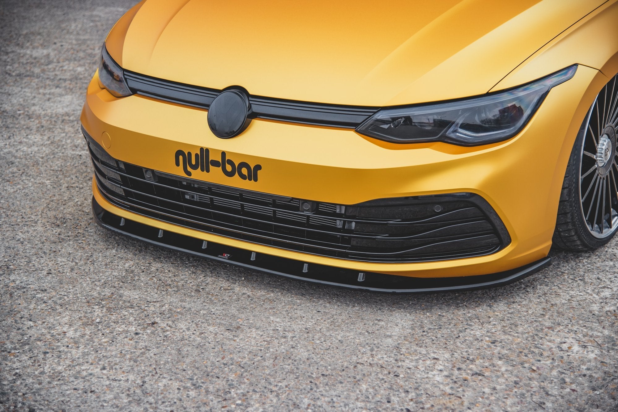 Front Splits v.1 Volkswagen Golf MK8