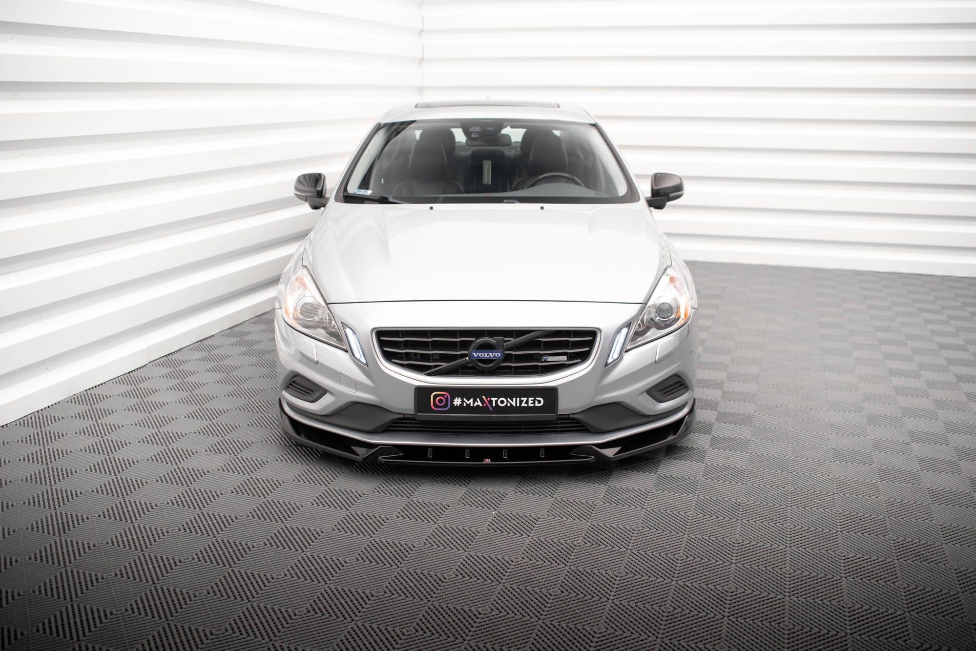 Front splitter v.1 volvo s60 r-design mk2