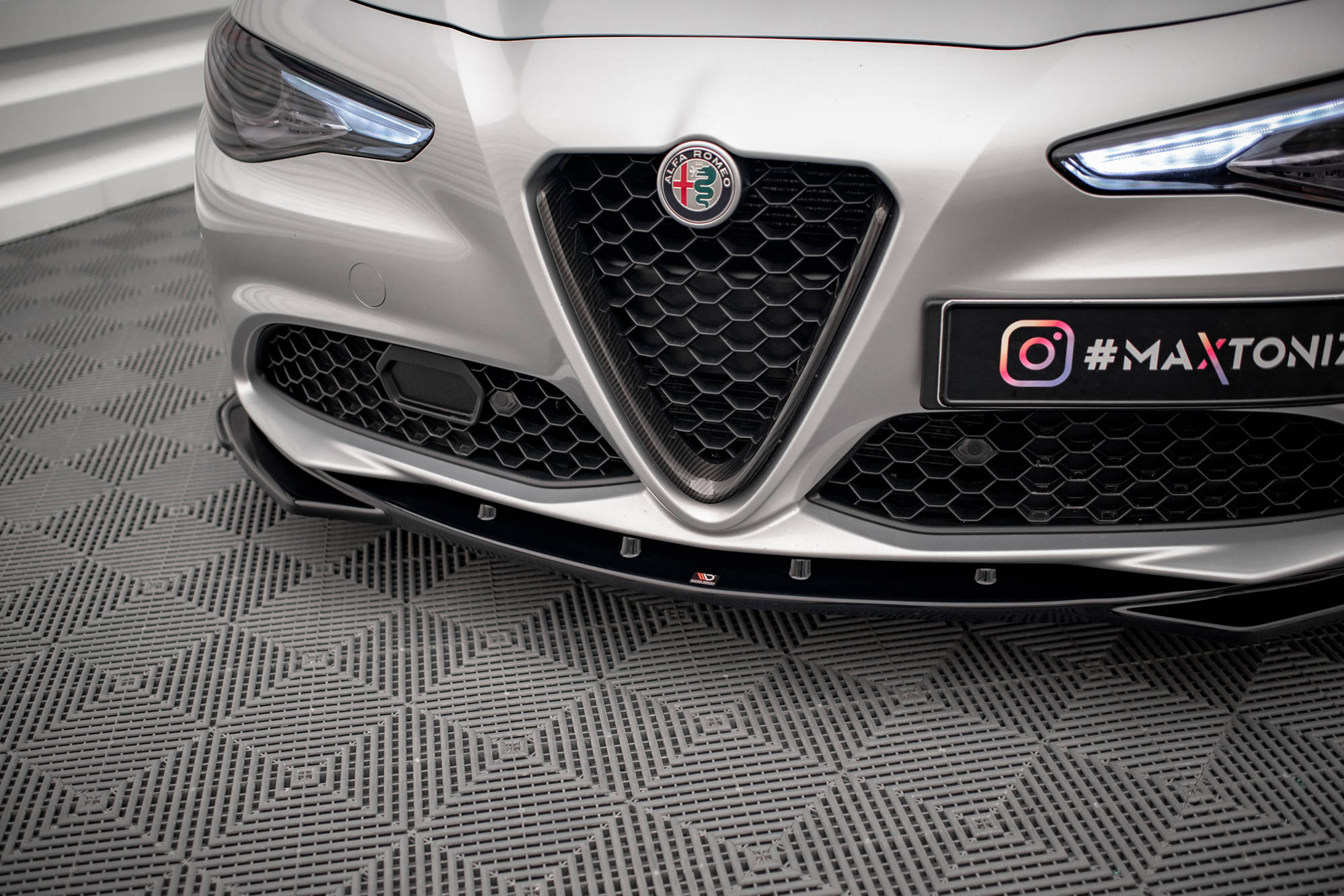Front Shkitter v.2 Alfa Romeo Giulia Sport