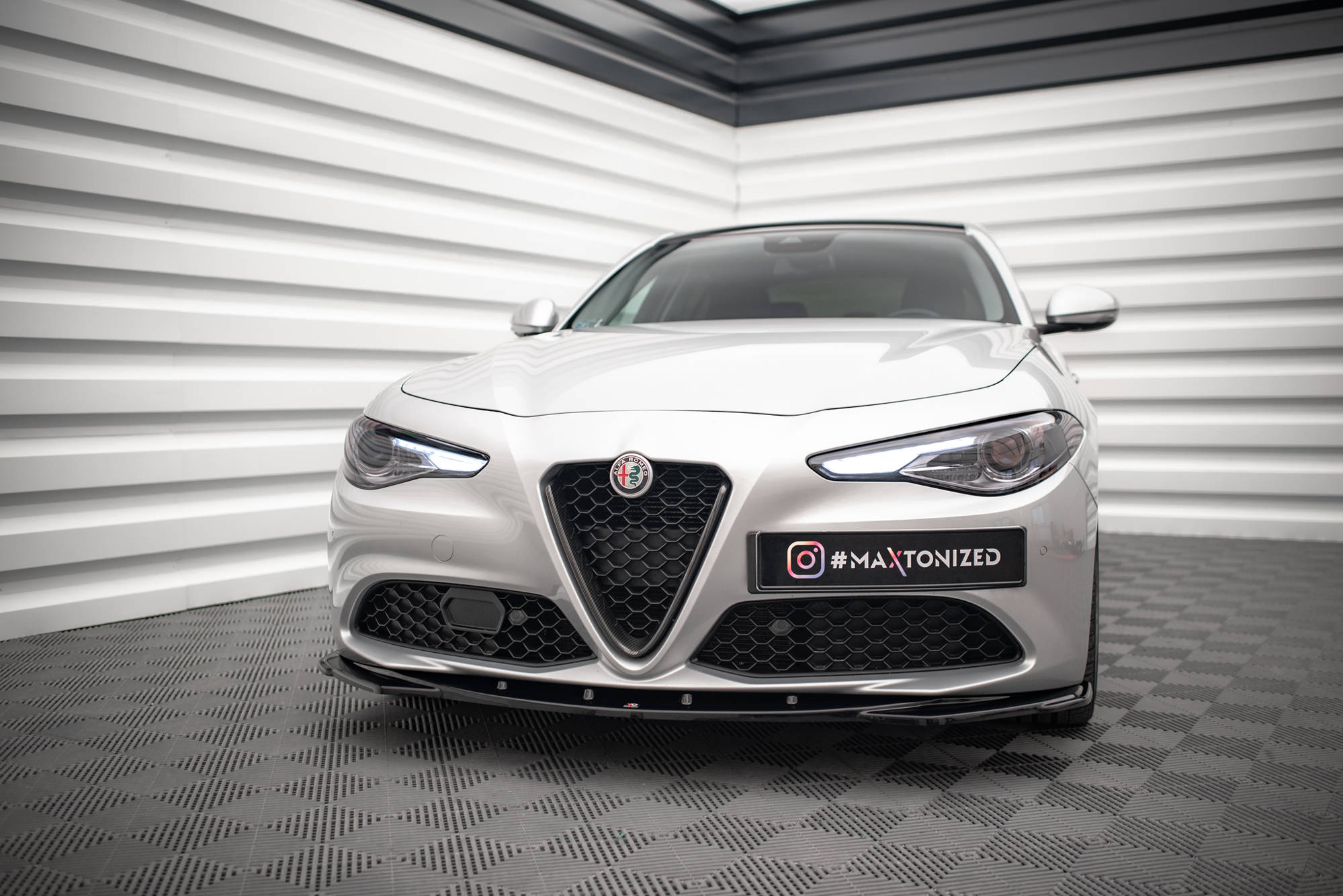 Front Shkitter v.2 Alfa Romeo Giulia Sport