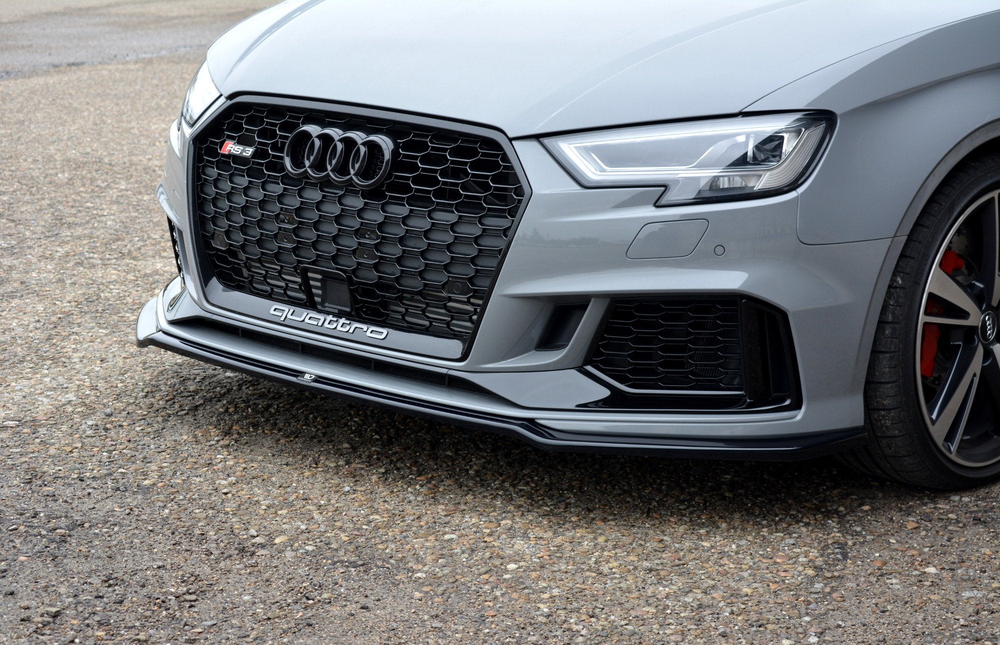 Front halkeat v.2 audi rs3 8v fl sitten