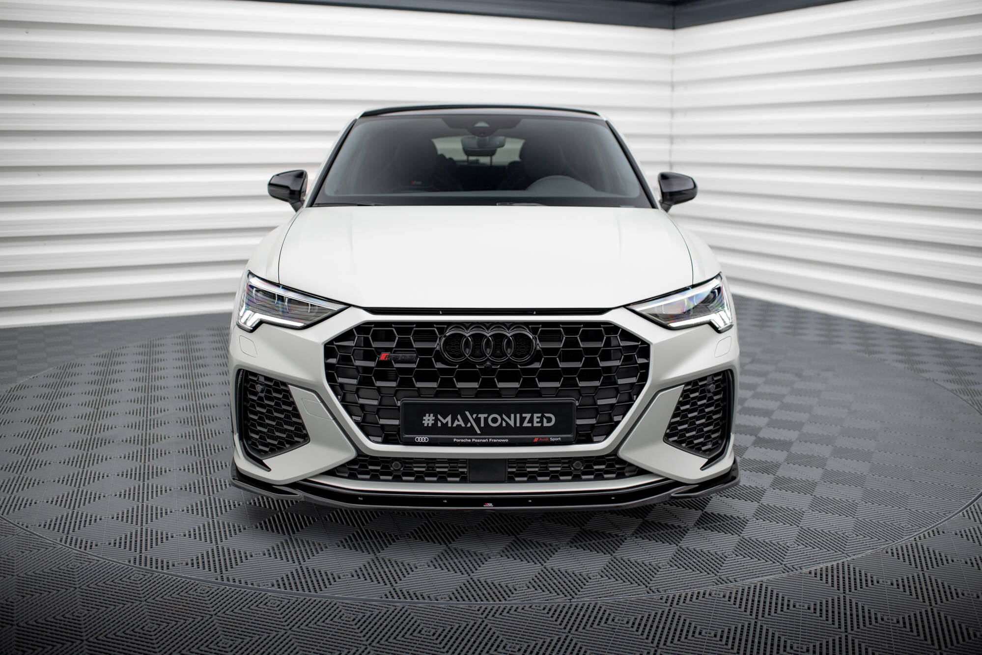 Front Splits v.2 Audi RSQ3 F3