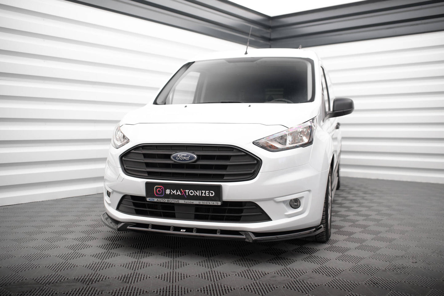 Front splitter v.2 ford transit connect mk2 facelift