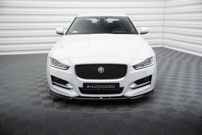 Front Splits v.2 Jaguar XE R-Sports X760