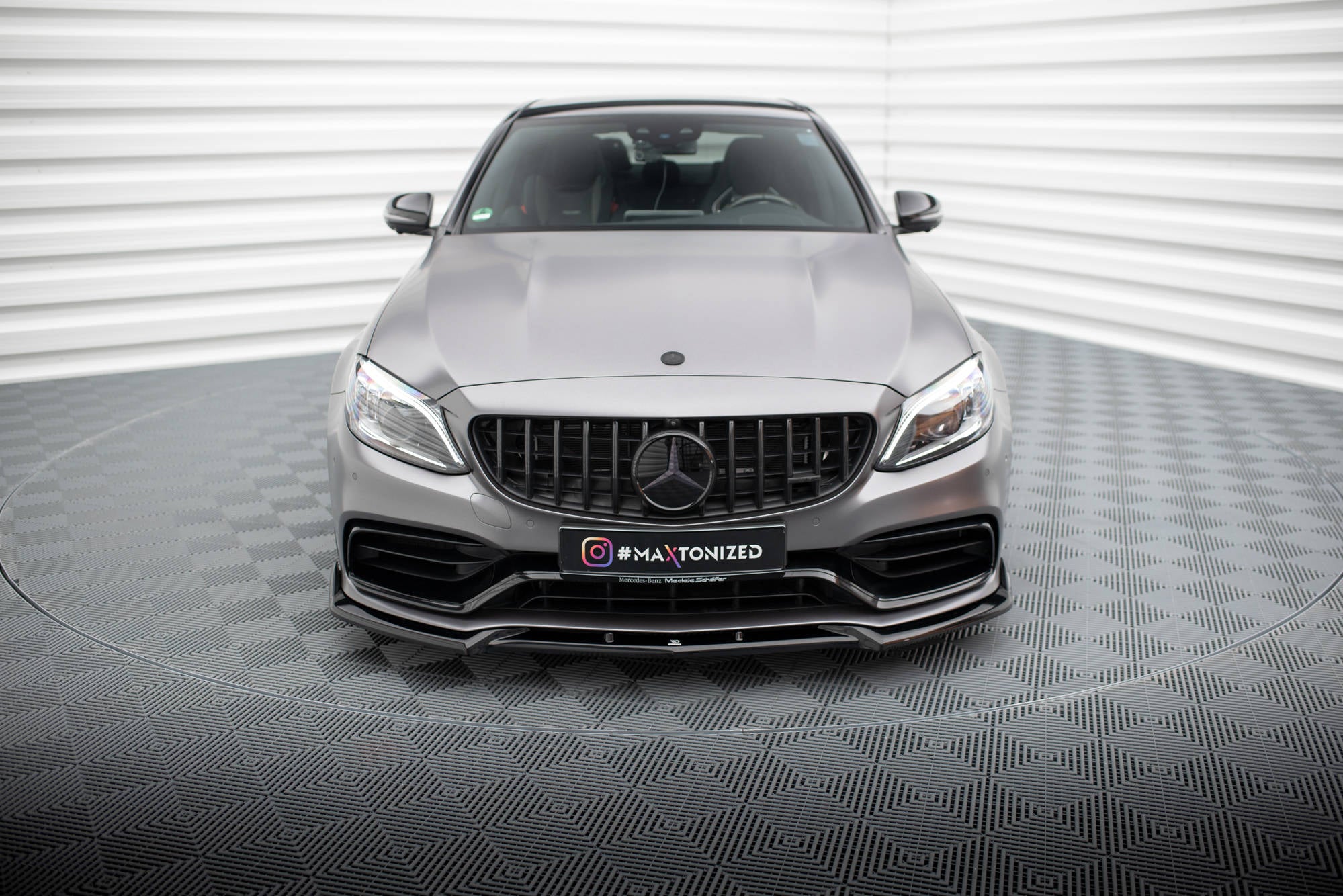 Front splitter v.2 mercedes-amg c63 sedan / estate w205 facelift