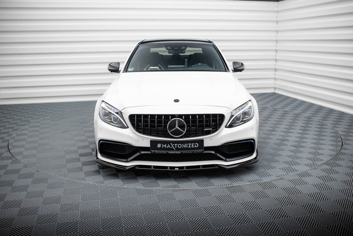 Front splitter v.2 mercedes-amg c63 sedan / estate w205 / s205