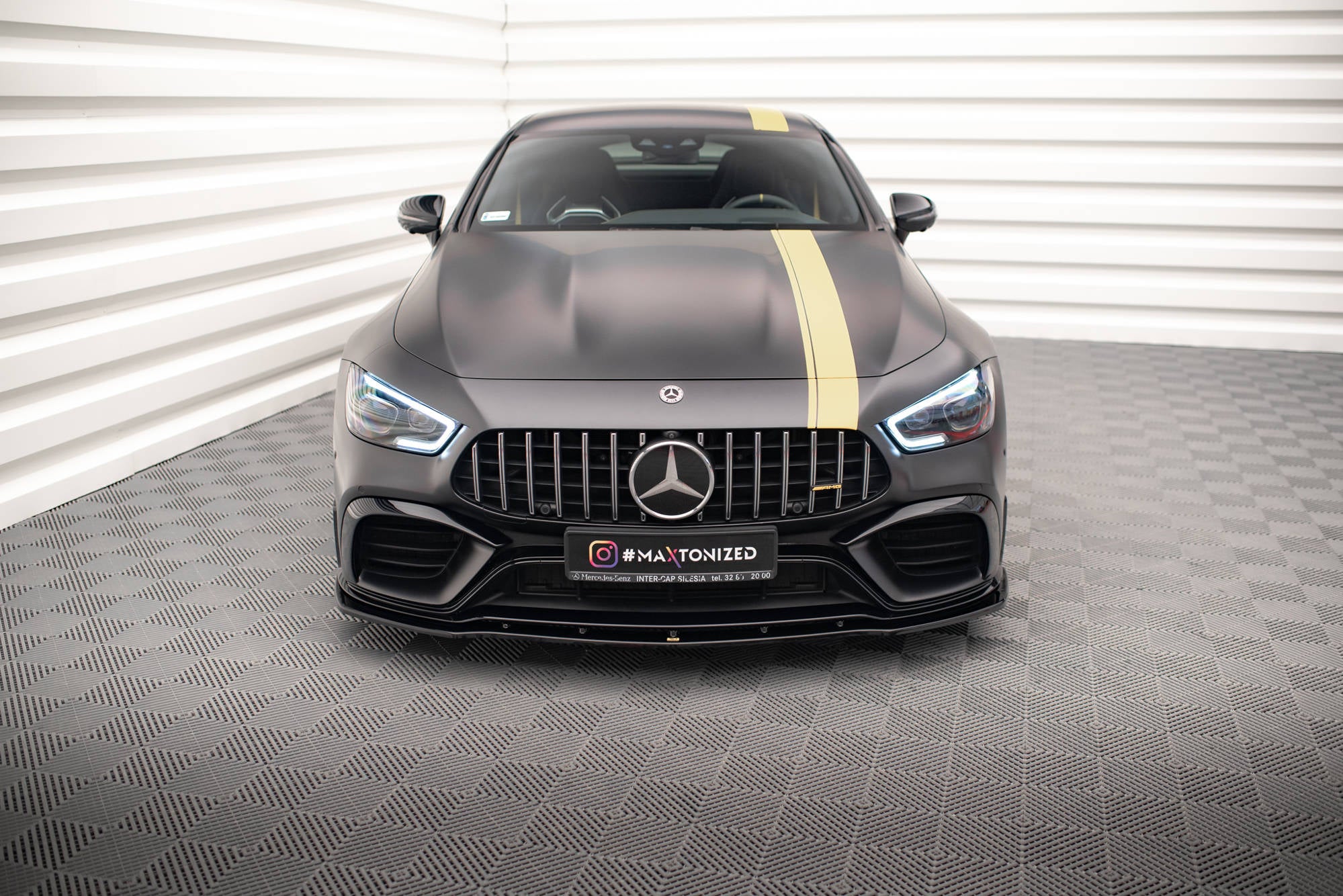Front splitter v.2 mercedes-amg gt 63s 4-door coupe aero